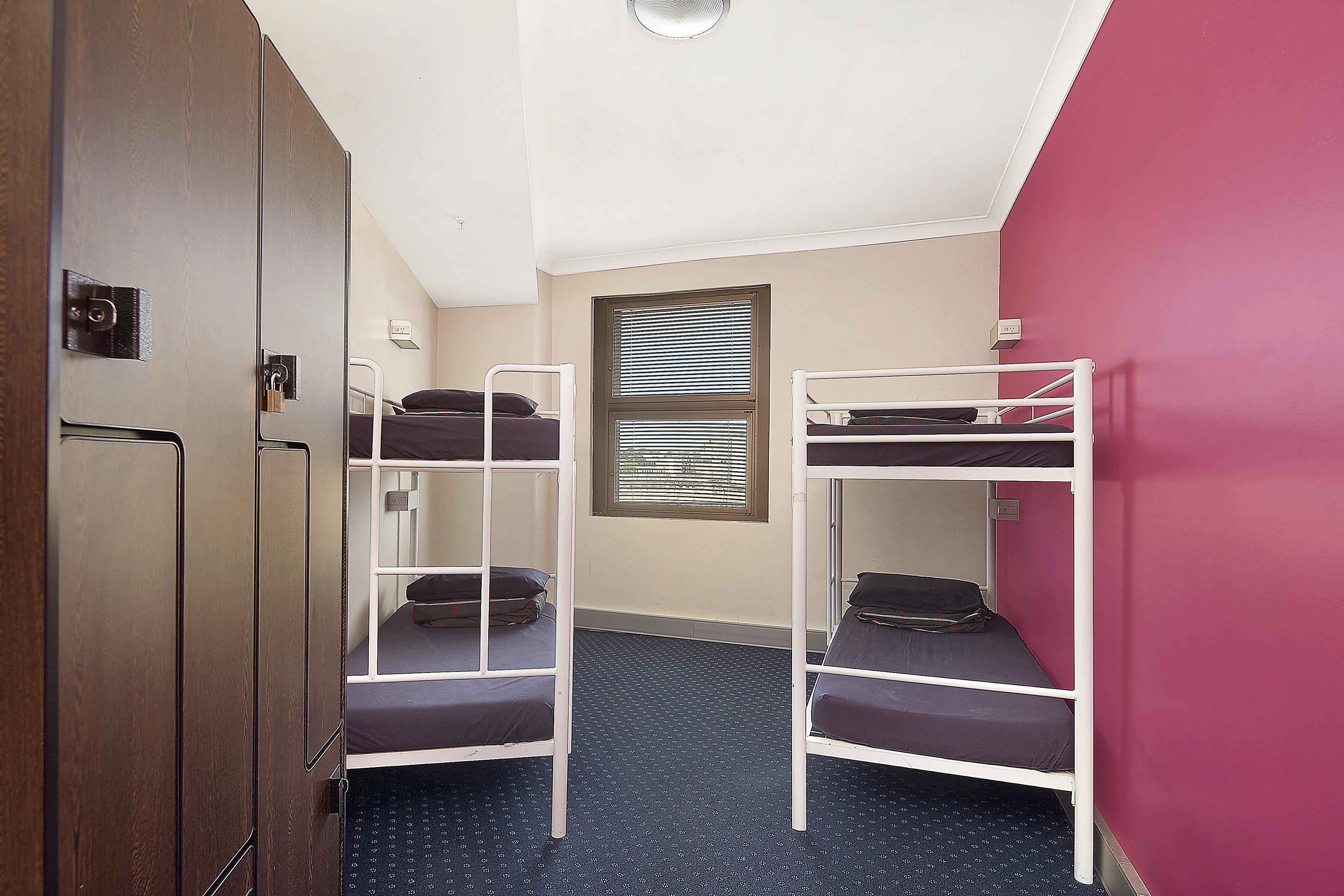 Wake Up! Sydney Central (Adults Only) Eksteriør bilde A typical room at the hostel